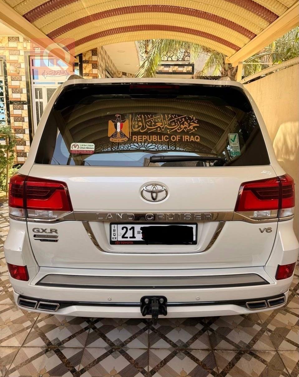 تويوتا لاندكروزر